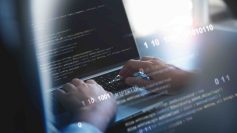 受託開発とは？依頼するメリットや見るべきポイント解説！