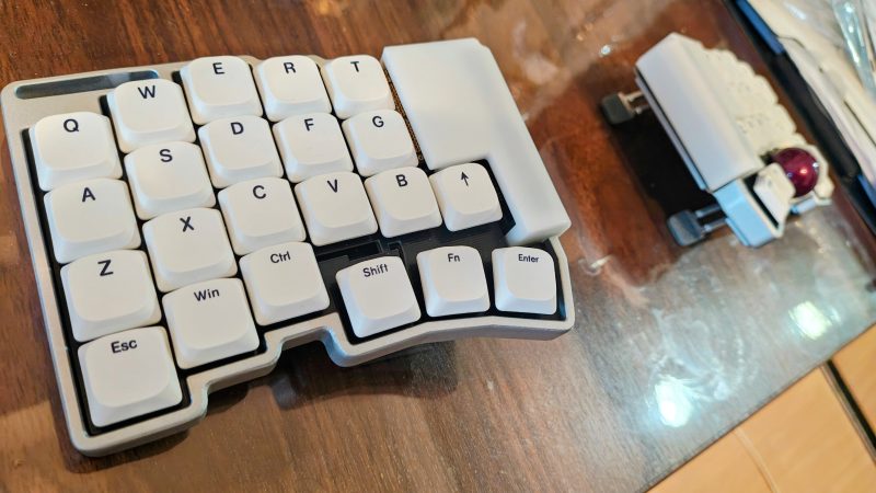 【自作キーボード】「torabo-tsuki LP」で分割キーボード沼にハマってみた！！