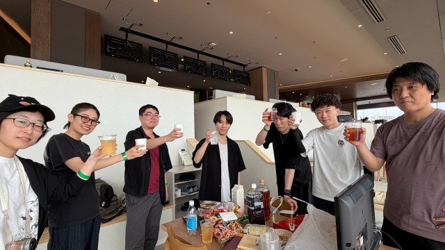 とりあえず乾杯