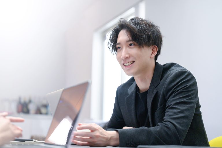 美容師からIT業界へ転職した異色のキャリア！