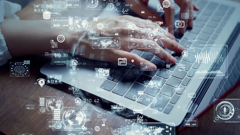 リファラル転職で年収アップを実現！